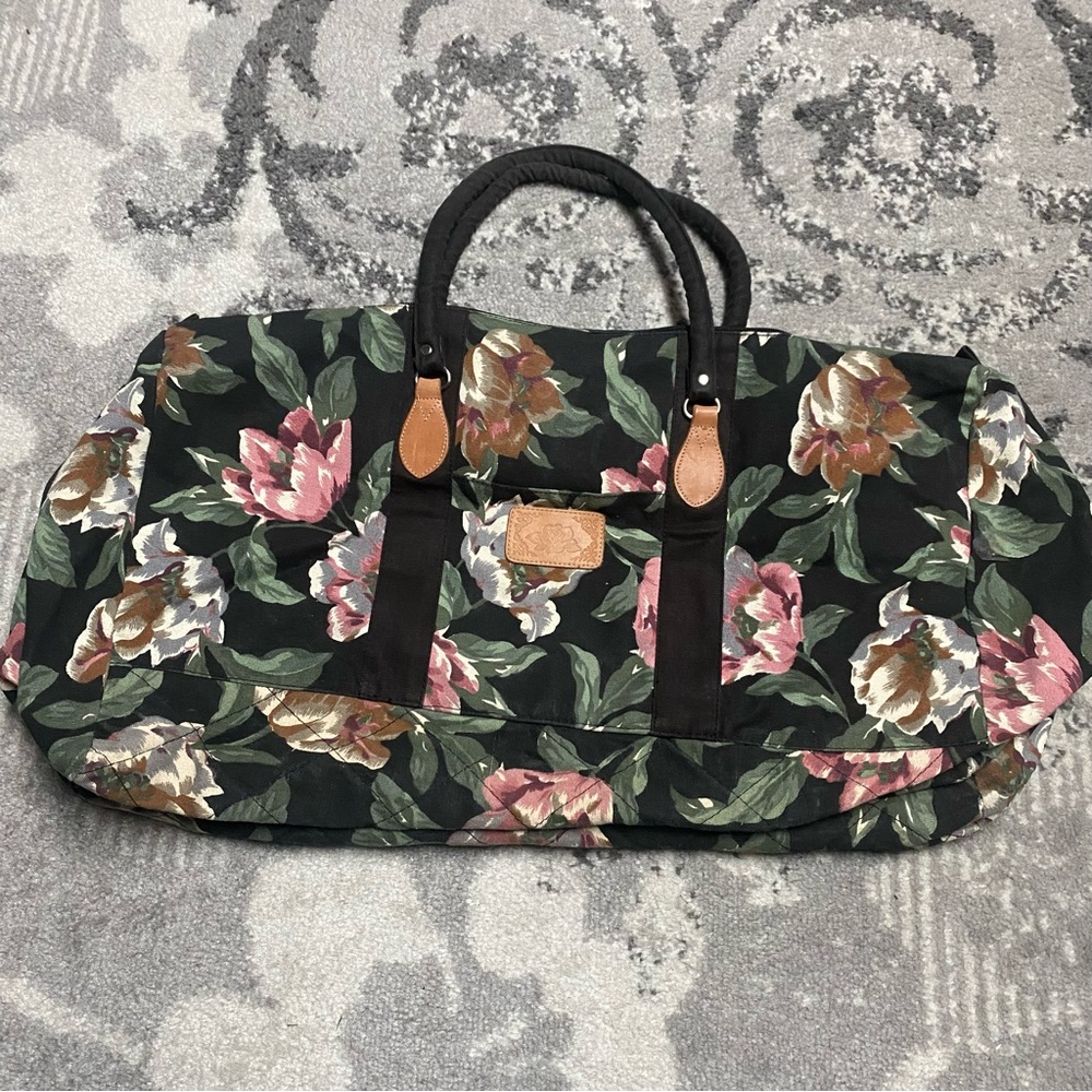 Vintage Floral Quilted Bottom Oversized Travel Duffle Bag